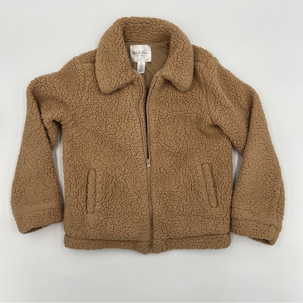 White Fawn Tilly’s youth XL Jacket
